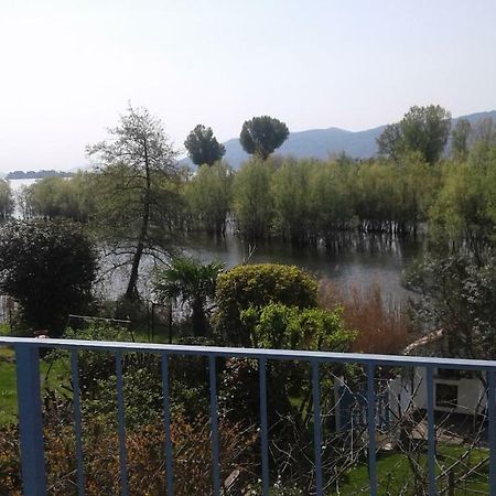 Una Finestra Sul Lago..Appartamento Verbania Exteriör bild