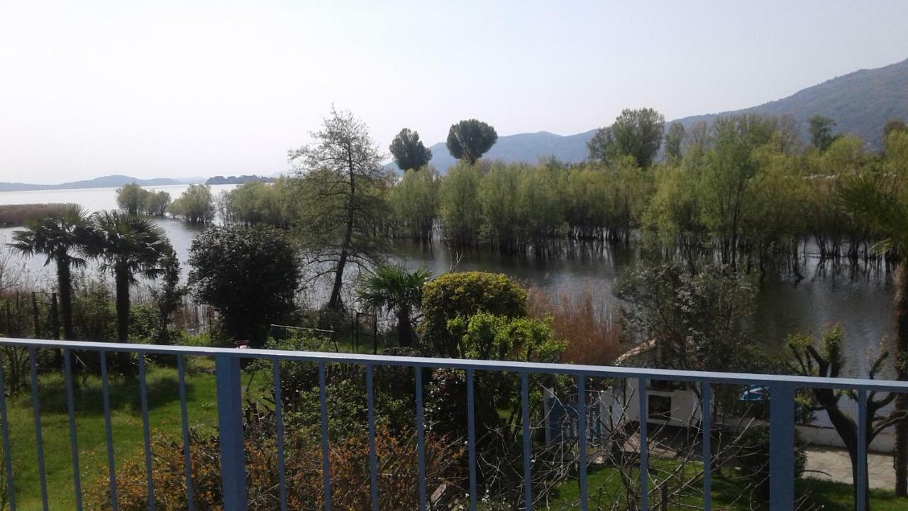 Una Finestra Sul Lago..Appartamento Verbania Exteriör bild